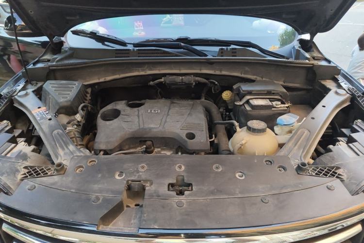 Used Roewe RX5 2020 20T Automatic 4G Connect Superior Flagship Edition Engine Bay