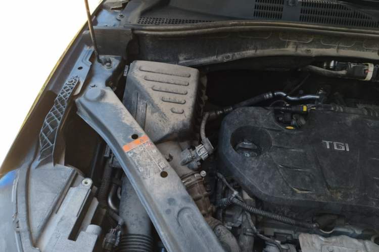 Used Roewe RX5 2020 20T Automatic 4G Connected Million Edition Engine Bay Right
