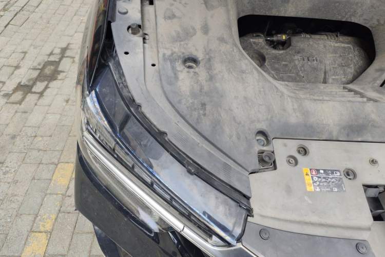 Used Roewe RX5 2020 PLUS 300TGI Automatic Ali National Trend Flagship Edition Engine Bay Right