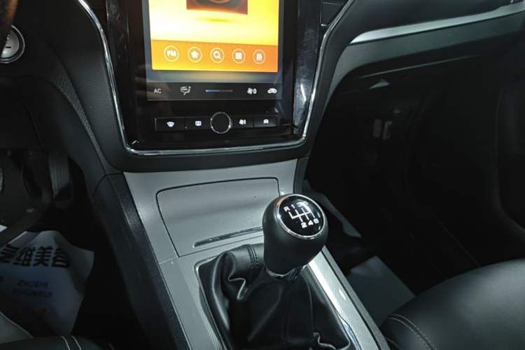 Used Roewe RX5 2020 20T Manual 4G Connect Super-Luxury Flagship Edition Gear Lever
