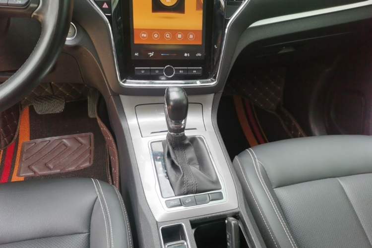 Used Roewe RX5 2020 20T Automatic 4G Connect Superior Flagship Edition Gear Lever