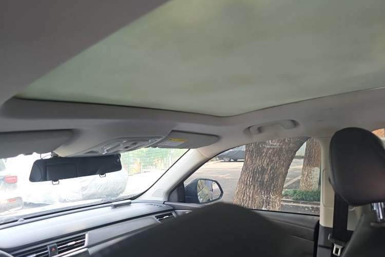 Used Roewe RX5 2020 PLUS 300TGI Manual Ali National Style Luxury Edition Headliner