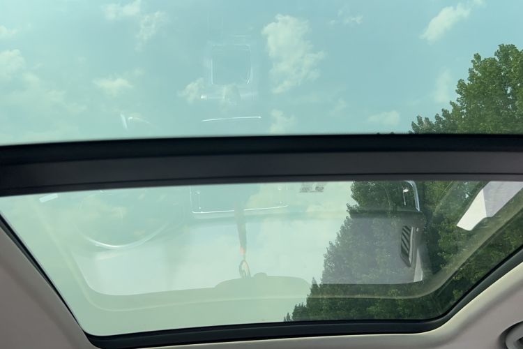 Used Roewe RX5 2020 20T Manual 4G Connect Million Edition Headliner
