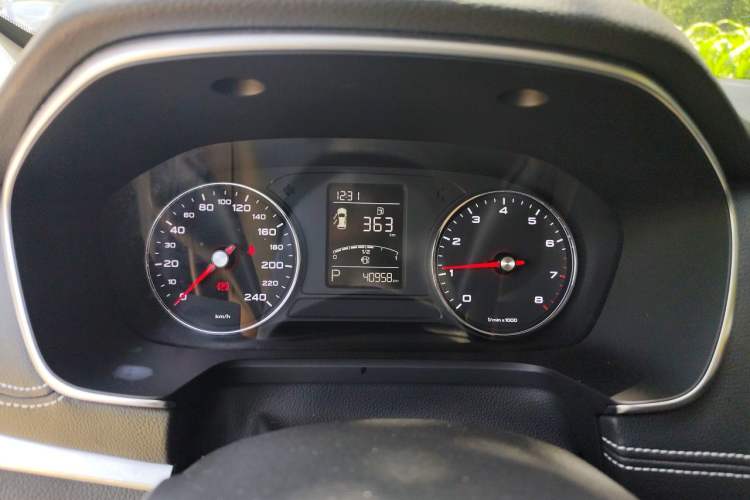 Used Roewe RX5 2020 20T Automatic 4G Connected Million-Dollar Flagship Edition Instrument Cluster