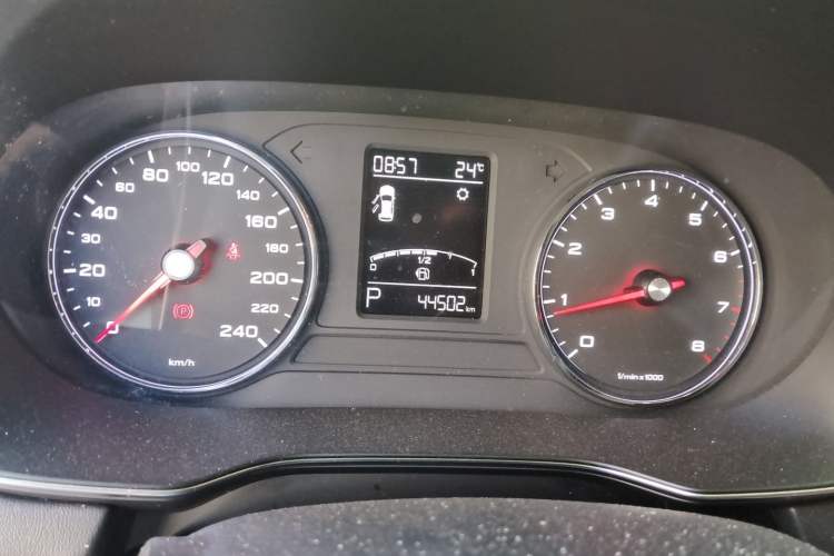 Used Roewe RX5 2020 PLUS 300TGI Automatic Ali National Style Luxury Edition Instrument Cluster