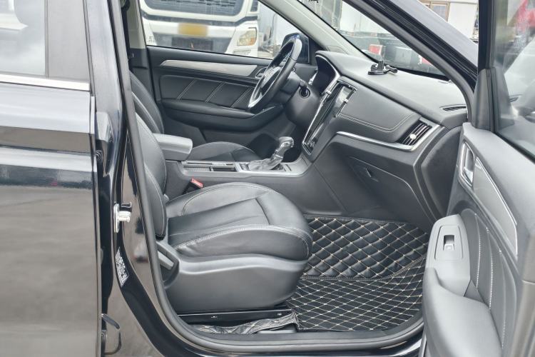 Used Roewe RX5 2020 20T Automatic 4G Connect Excellence Edition Interior 2