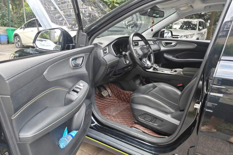 Used Roewe RX5 2020 PLUS 300TGI Automatic Ali National Style Ronglin Edition Interior 3