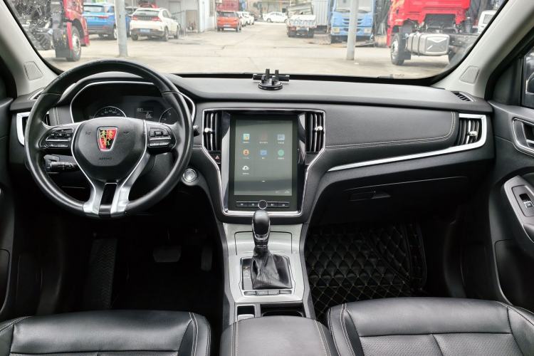 Used Roewe RX5 2020 20T Automatic 4G Connect Excellence Edition Interior 4