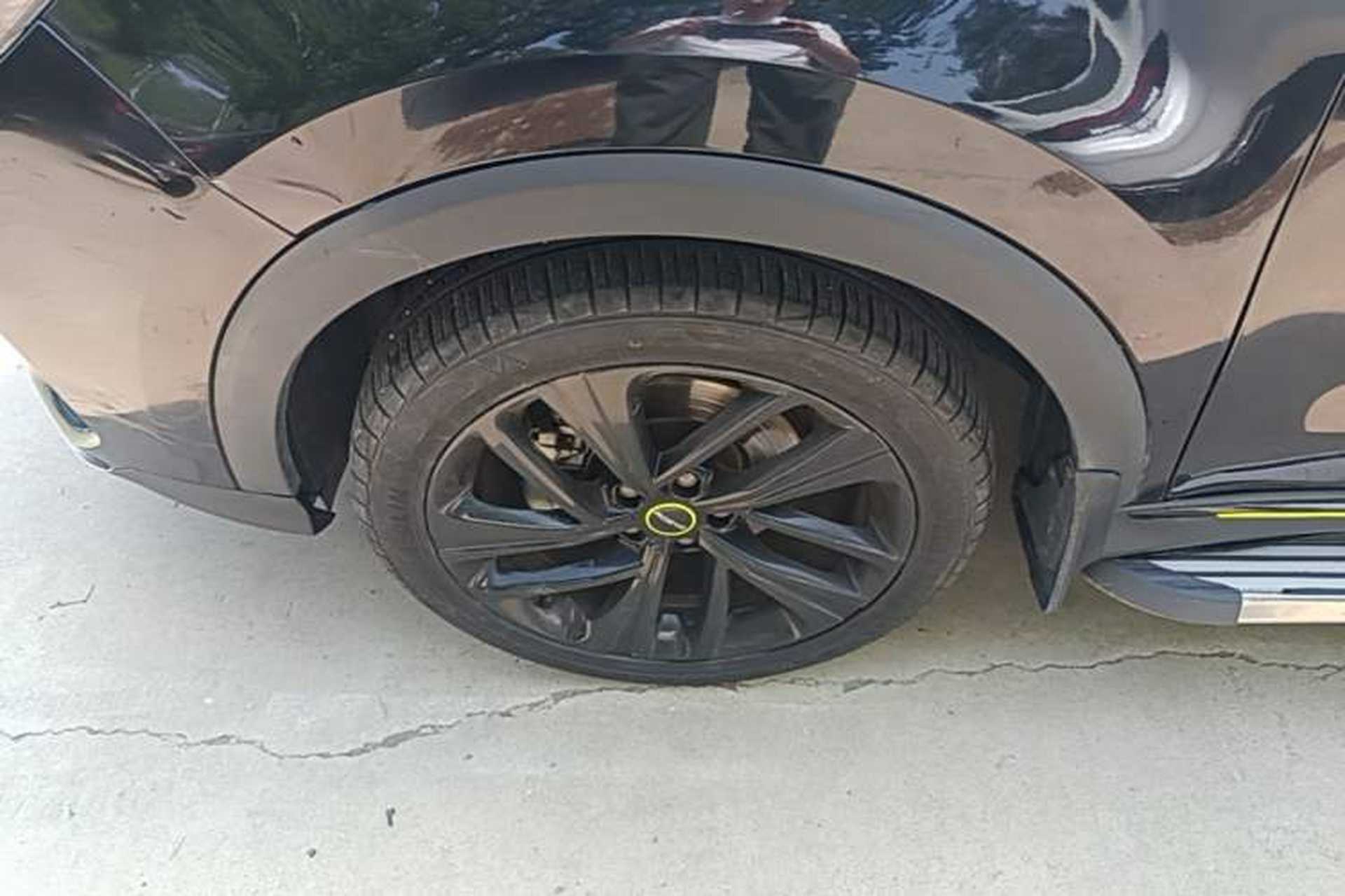 Used Roewe RX5 2020 PLUS 300TGI Automatic Ali National Style Luxury Edition Left Front Wheel Hub
