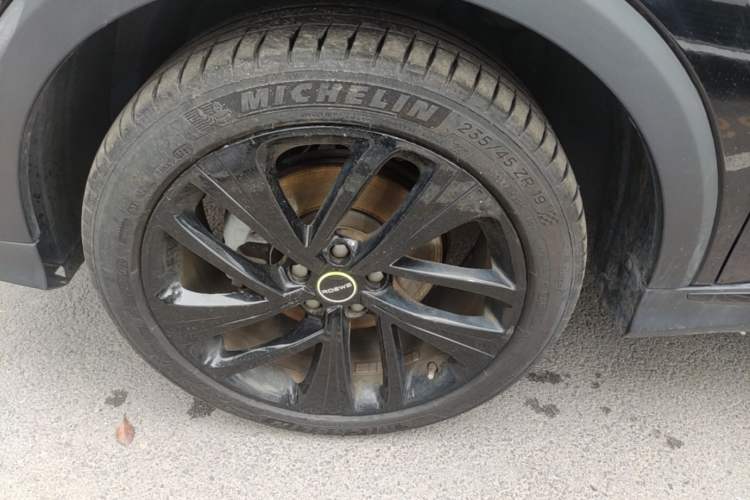 Used Roewe RX5 2020 PLUS 300TGI Automatic Ali National Trend Flagship Edition Left Front Wheel Hub