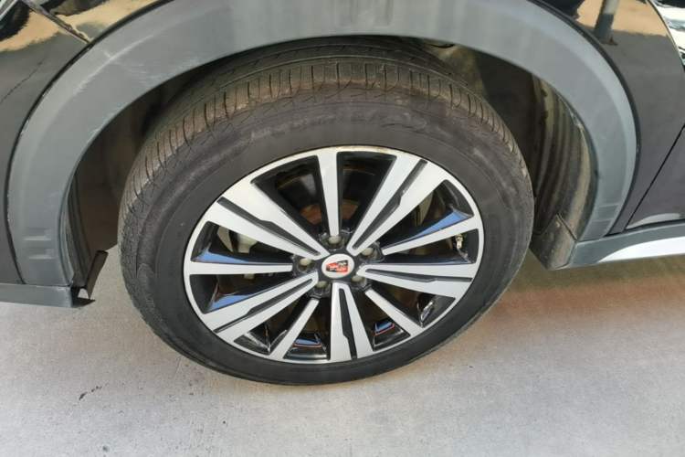 Used Roewe RX5 2020 20T Manual 4G Connect Million Edition Left Front Wheel Hub
