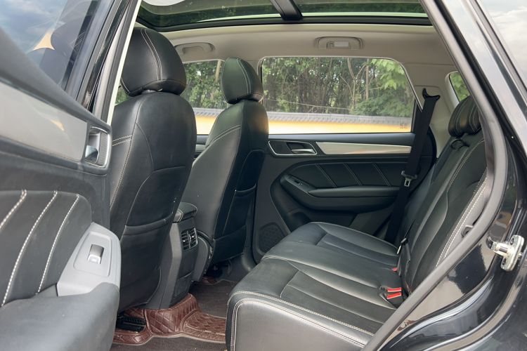 Used Roewe RX5 2020 20T Manual 4G Connect Million Edition Left Rear Seat