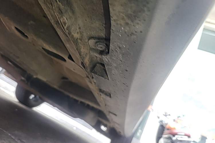 Used Roewe RX5 2020 20T Automatic 4G Connect Superior Flagship Edition Left Side Sill