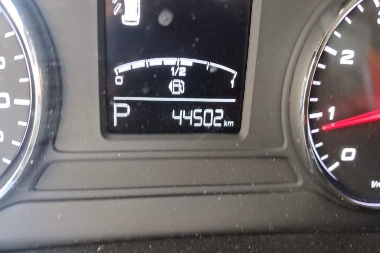 Used Roewe RX5 2020 PLUS 300TGI Automatic Ali National Style Luxury Edition Odometer Close Up