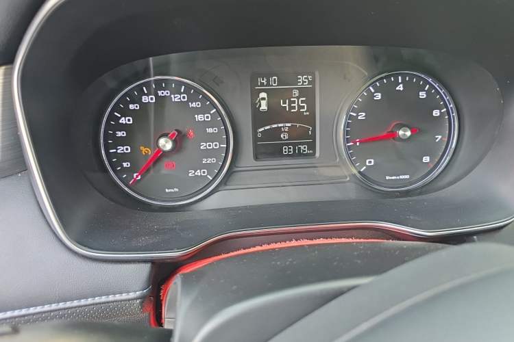 Used Roewe RX5 2020 PLUS 300TGI Manual Ali National Style Luxury Edition Odometer Close Up