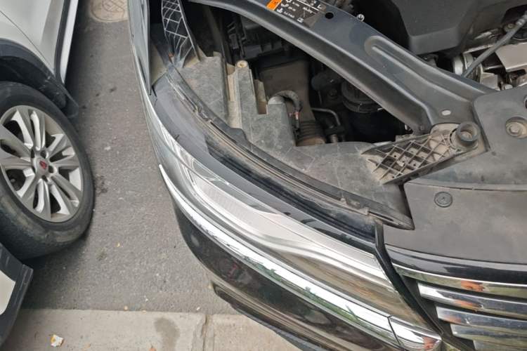 Used Roewe RX5 2020 20T Manual 4G Connect Super-Luxury Flagship Edition Right Front Headlight