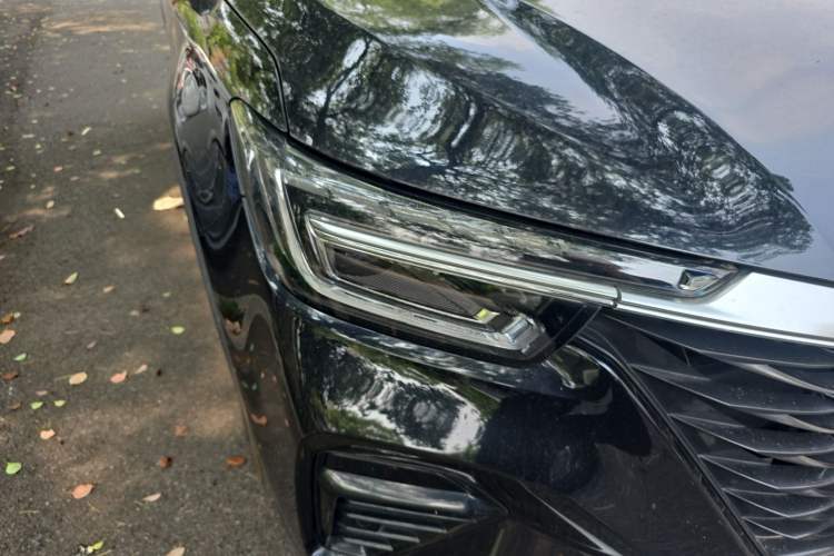 Used Roewe RX5 2020 PLUS 300TGI Manual Ali National Style Luxury Edition Right Front Headlight