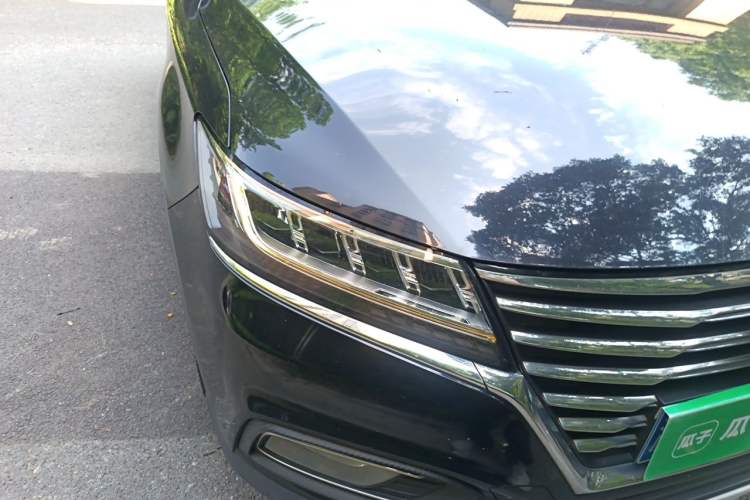 Used Roewe RX5 2020 20T Automatic 4G Connect Superior Flagship Edition Right Front Headlight