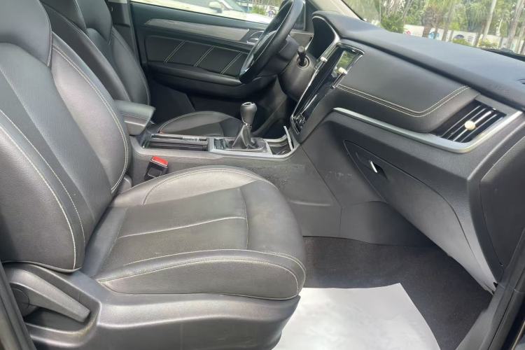 Used Roewe RX5 2020 20T Manual 4G Connect Super-Luxury Flagship Edition Right Front Seat