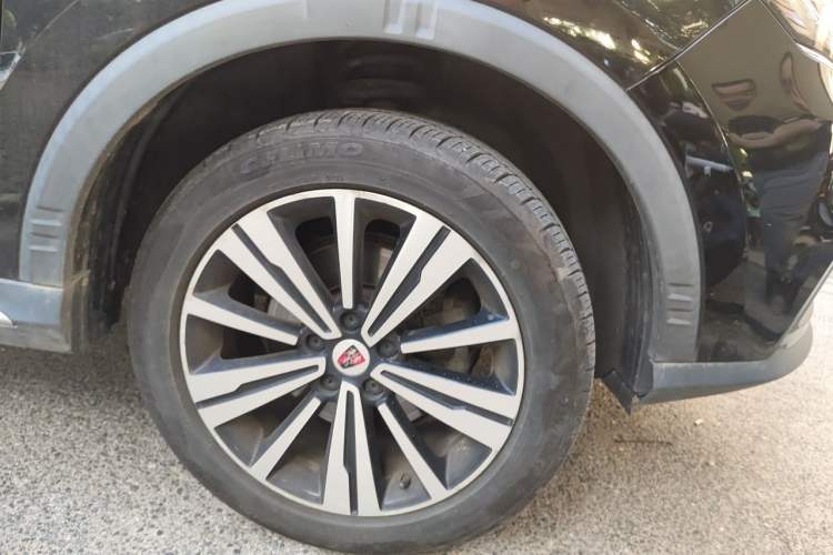 Used Roewe RX5 2020 20T Automatic 4G Connect Superior Flagship Edition Right Front Wheel Hub