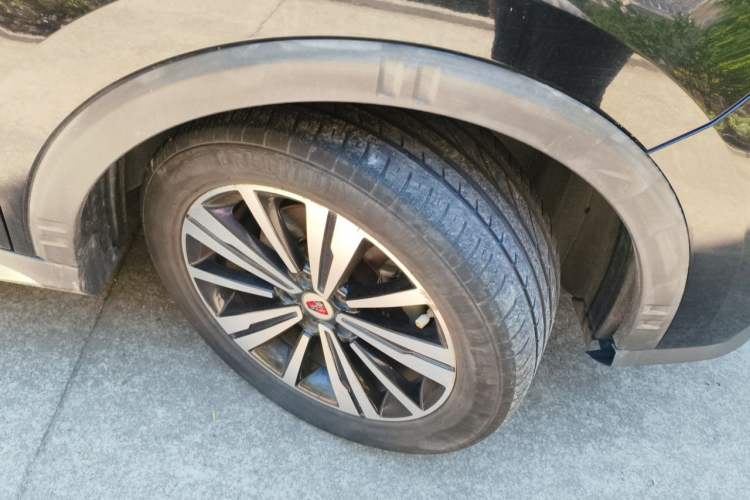 Used Roewe RX5 2020 20T Automatic 4G Connected Million Edition Right Front Wheel Hub