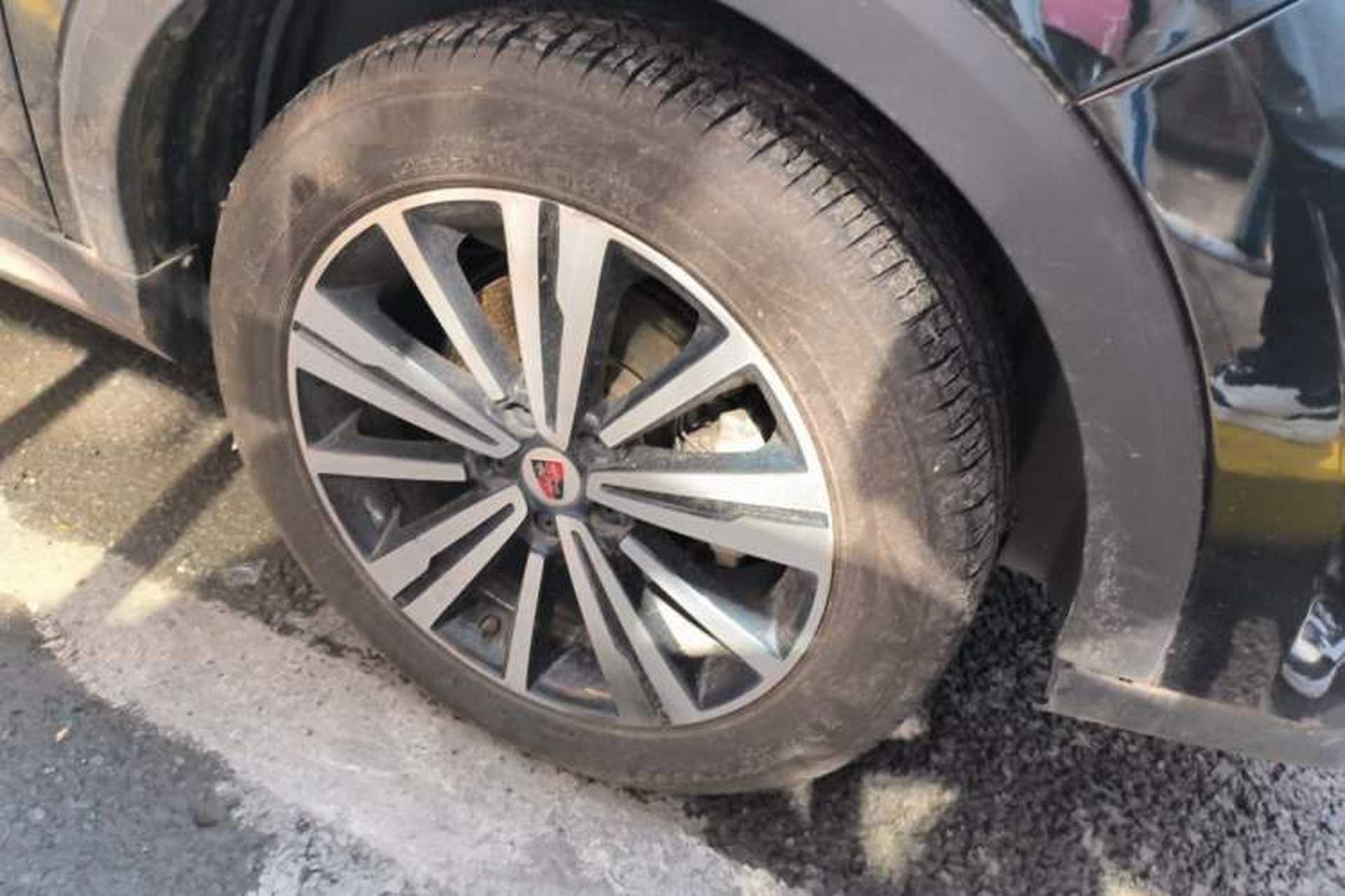 Used Roewe RX5 2020 20T Automatic 4G Connected Million Edition Right Front Wheel Hub