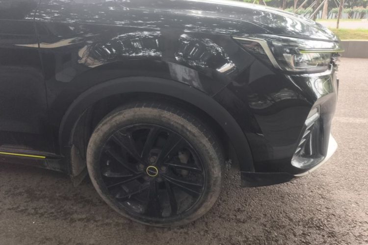 Used Roewe RX5 2020 PLUS 300TGI Automatic Ali National Style Luxury Edition Right Front Wheel Hub