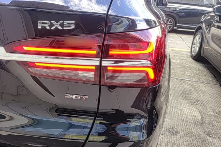 Used Roewe RX5 2020 20T Automatic 4G Connect Superior Flagship Edition Right Rear Taillight