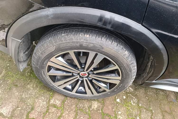 Used Roewe RX5 2020 20T Automatic 4G Connect Superior Flagship Edition Right Rear Wheel Hub