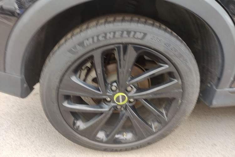 Used Roewe RX5 2020 PLUS 300TGI Automatic Ali National Trend Flagship Edition Right Rear Wheel Hub