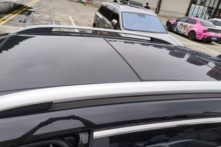Used Roewe RX5 2020 20T Automatic 4G Connected Million-Dollar Flagship Edition Roof