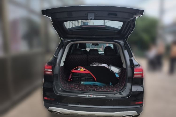 Used Roewe RX5 2020 20T Automatic 4G Connected Million Edition Trunk