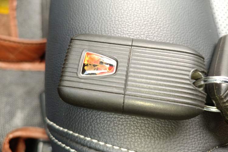 Used Roewe RX5 2020 20T Automatic 4G Connect Superior Flagship Edition Vehicle Key