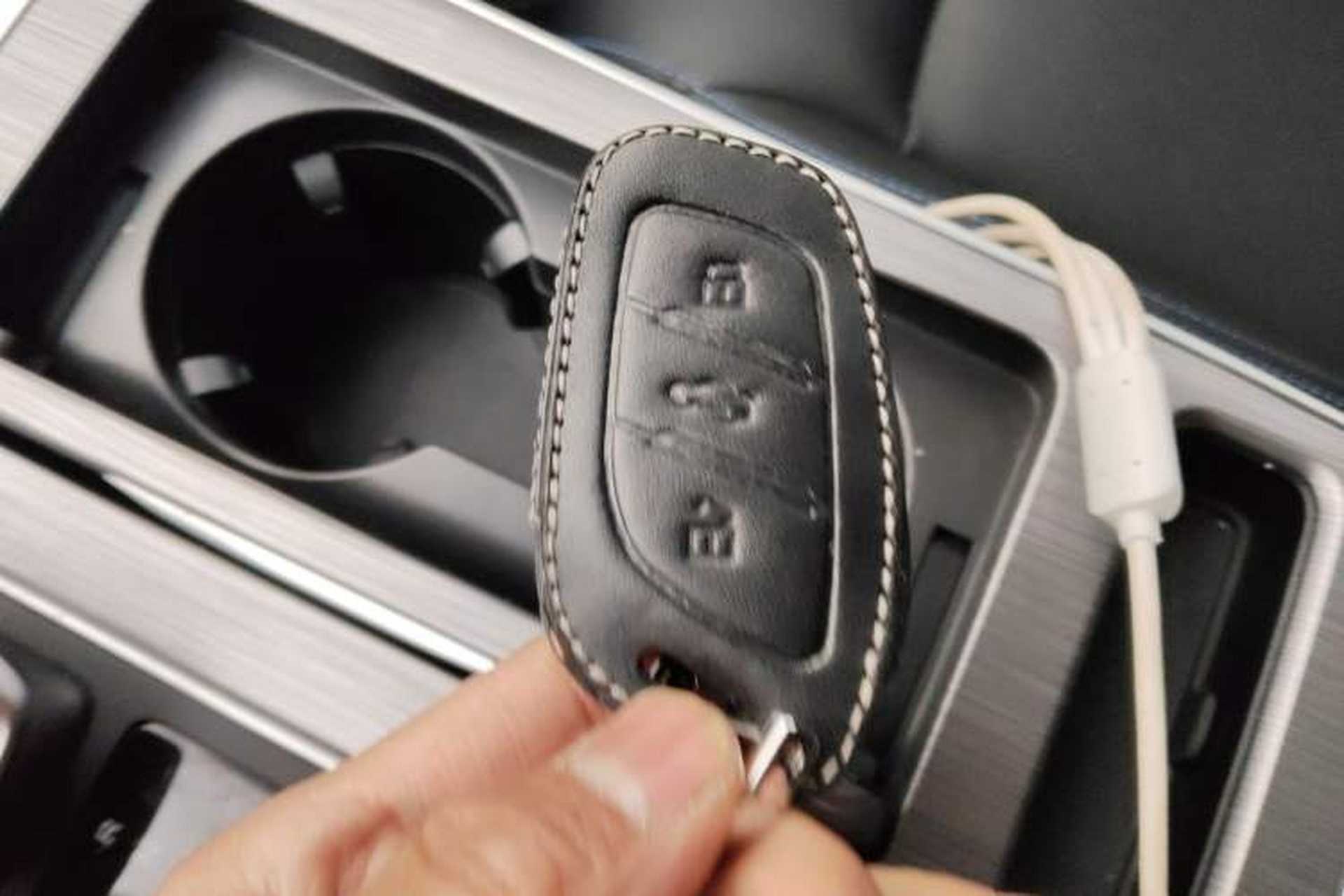 Used Roewe RX5 2020 PLUS 300TGI Automatic Ali National Trend Flagship Edition Vehicle Key