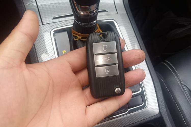 Used Roewe RX5 2020 20T Automatic 4G Connect Superior Flagship Edition Vehicle Key
