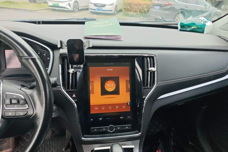 Used Roewe RX5 2020 20T Automatic 4G Connect Superior Flagship Edition Audio And AC Panel