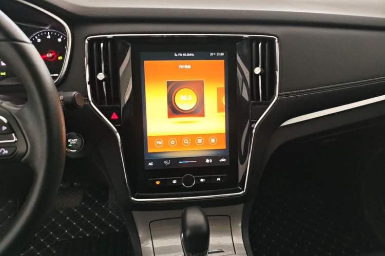 Used Roewe RX5 2020 20T Automatic 4G Connect Superior Flagship Edition Audio And AC Panel