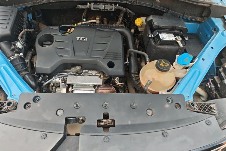 Used Roewe RX5 2020 20T Automatic 4G Connect Excellence Edition Engine Bay