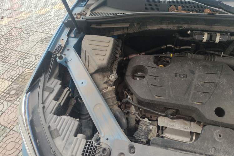 Used Roewe RX5 2020 PLUS 300TGI Automatic Ali National Trend Flagship Edition Engine Bay Right
