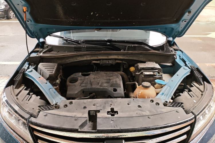 Used Roewe RX5 2020 20T Automatic 4G Connect Superior Flagship Edition Engine Bay