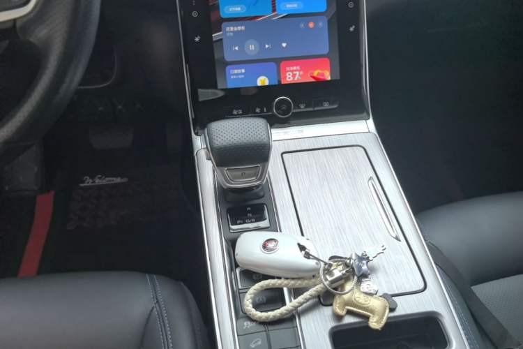 Used Roewe RX5 2020 PLUS 300TGI Automatic Ali National Trend Flagship Edition Gear Lever