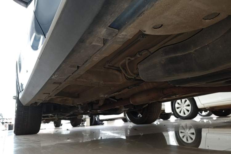 Used Roewe RX5 2020 20T Automatic 4G Connect Superior Flagship Edition Left Side Sill