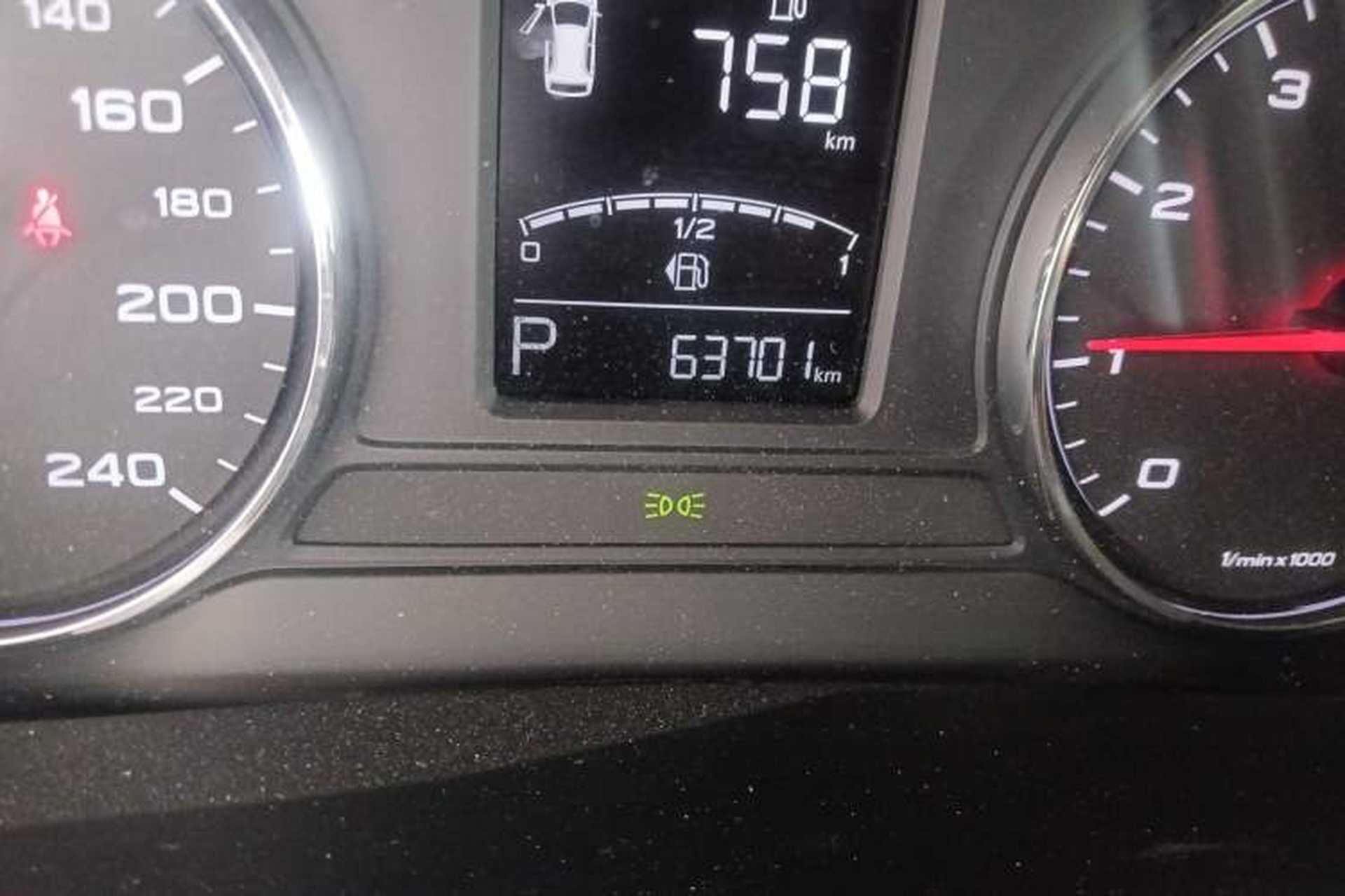 Used Roewe RX5 2020 PLUS 300TGI Automatic Ali National Style Luxury Edition Odometer Close Up