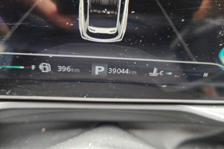 Used Roewe RX5 2020 PLUS 300TGI Automatic Ali National Style Ronglin Edition Odometer Close Up