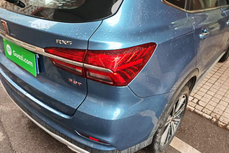 Used Roewe RX5 2020 20T Automatic 4G Connect Superior Flagship Edition Right Rear Taillight