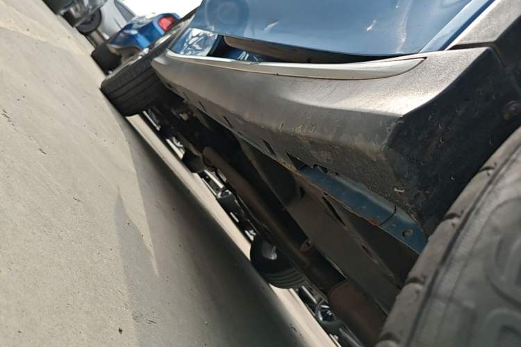 Used Roewe RX5 2020 PLUS 300TGI Automatic Ali National Style Luxury Edition Right Side Sill