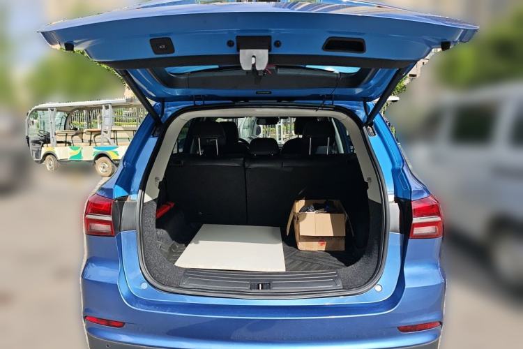 Used Roewe RX5 2020 20T Automatic 4G Connect Excellence Edition Trunk