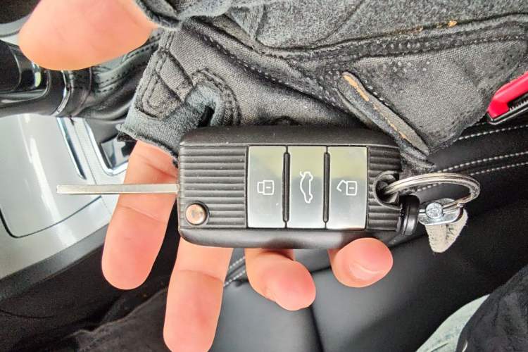 Used Roewe RX5 2020 20T Automatic 4G Connect Excellence Edition Vehicle Key