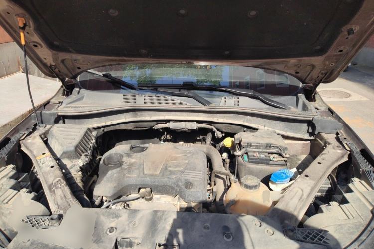 Used Roewe RX5 2020 20T Automatic 4G Connect Superior Flagship Edition Engine Bay