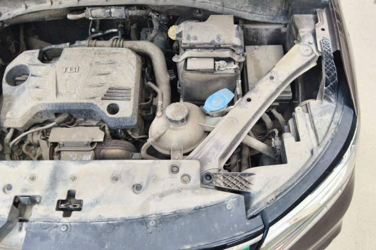 Used Roewe RX5 2020 20T Manual 4G Connect Super-Luxury Flagship Edition Engine Bay Left